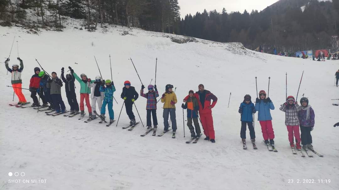 Read more about the article ⛷🎿 Skijanje se brzo uči… 🎿
